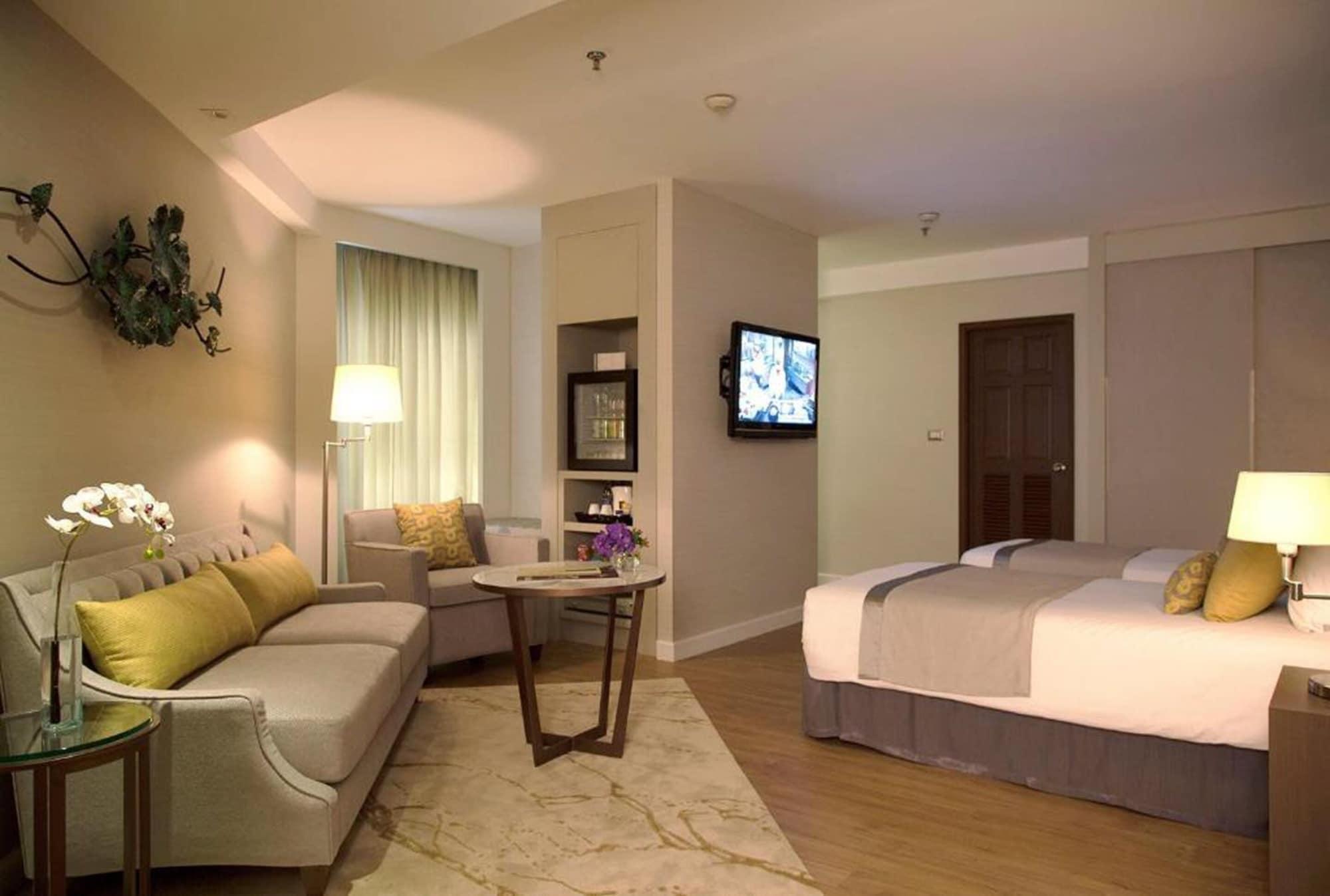 Grand Diamond Suites Hotel Bangkok Exterior foto
