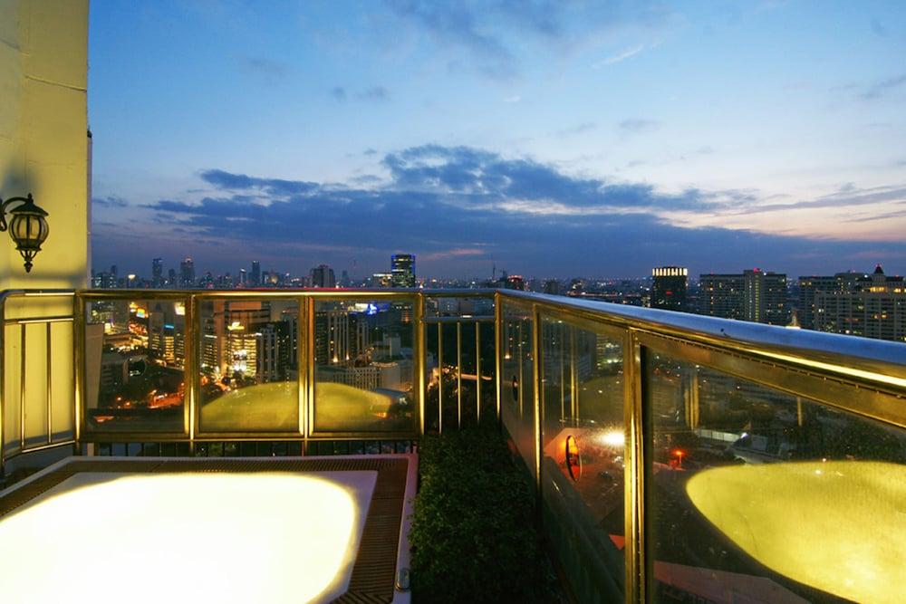 Grand Diamond Suites Hotel Bangkok Exterior foto