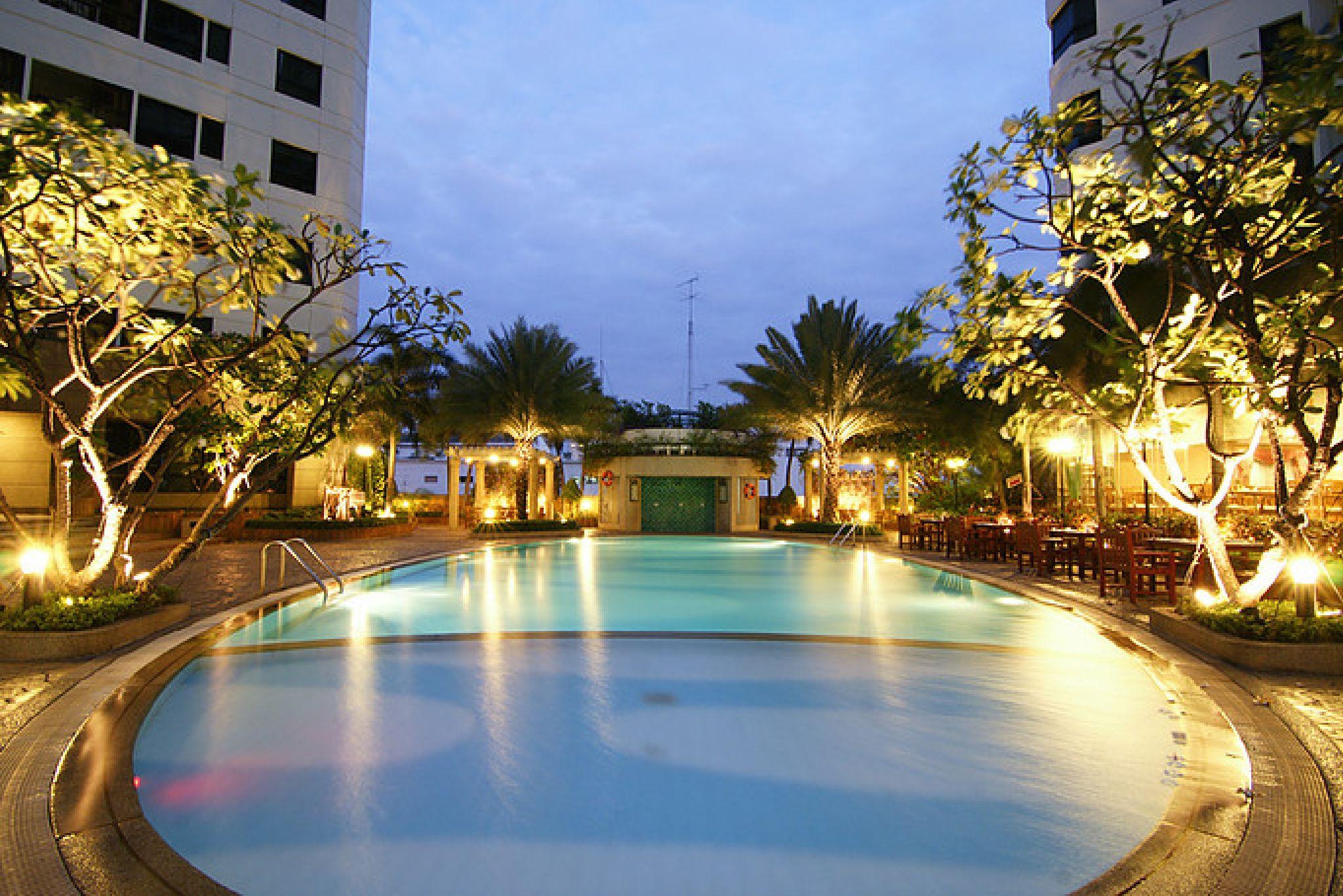Grand Diamond Suites Hotel Bangkok Exterior foto